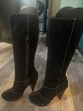 Seychelles Black Suede Boots